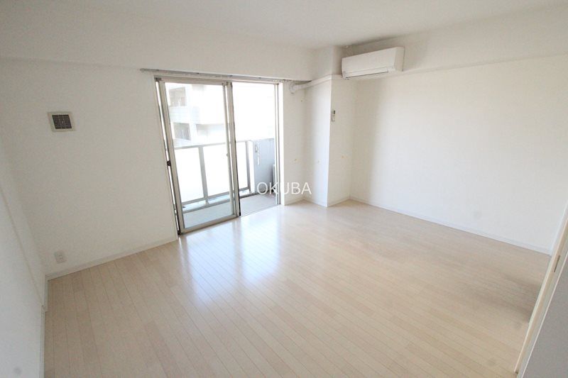 �y���ԁE���r���O�z�@