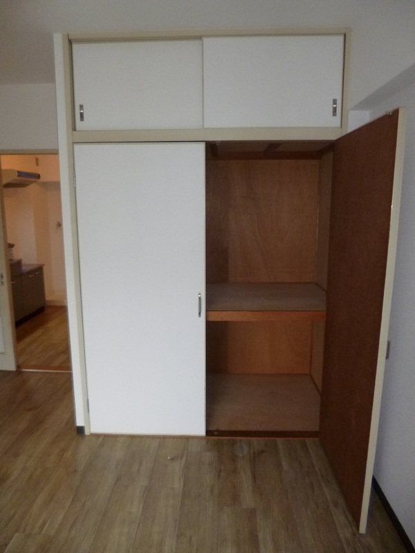 �y���[�z�@