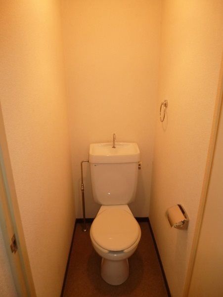 �y�g�C���z�@