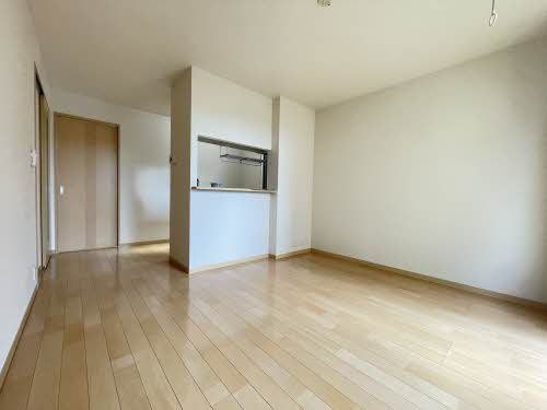 �y���ԁE���r���O�z�@