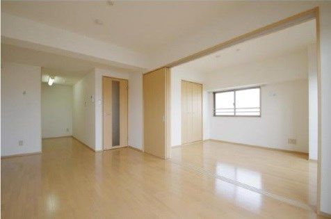 �y���ԁE���r���O�z�@