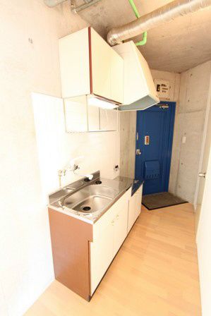 �y���ցz�@