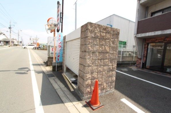 �y���̑����L�����z�@�S�~�X�e�[�V����