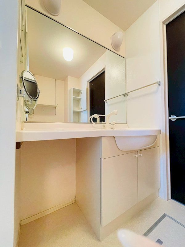 �y���ʏ��z�@