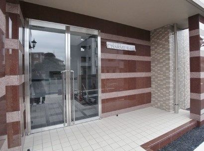 �y�G���g�����X�z�@