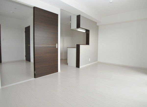 �y���ԁE���r���O�z�@