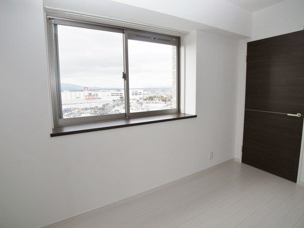 �y�Q���z�@