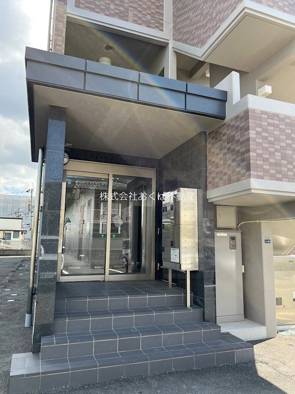 �y�G���g�����X�z�@