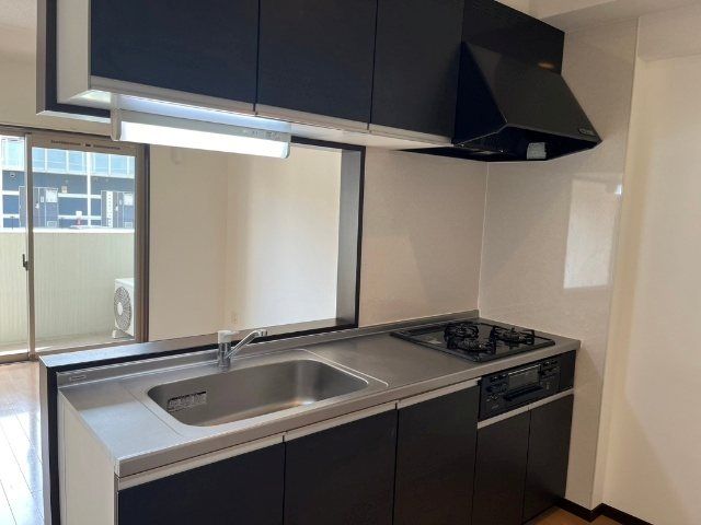 �y�L�b�`���z�@