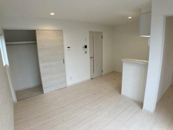 �y���ԁE���r���O�z�@���ʕ����̎ʐ^�ł��B