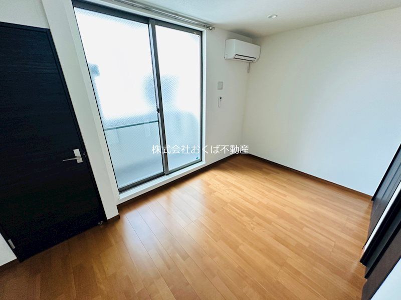 �y���ԁE���r���O�z�@