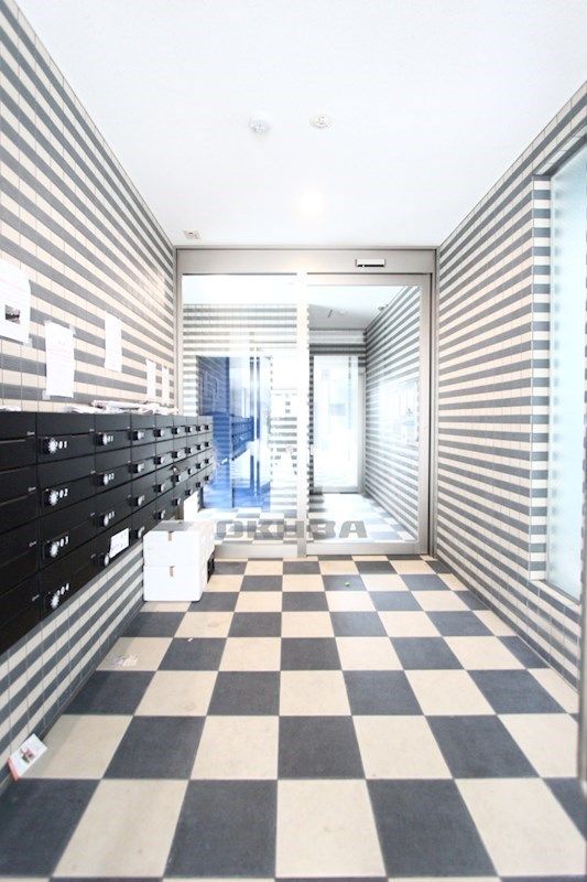 �y�G���g�����X�z�@