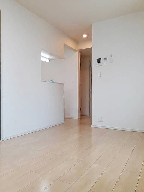 �y���ԁE���r���O�z�@