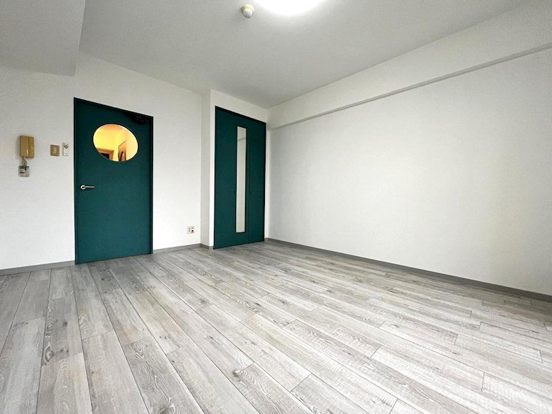 �y�Q���z�@