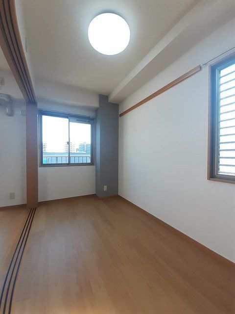 �y�Q���z�@