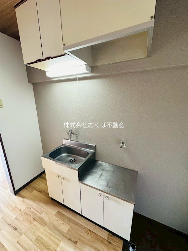 �y�L�b�`���z�@