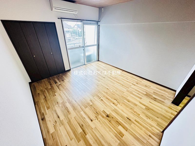 �y���ԁE���r���O�z�@