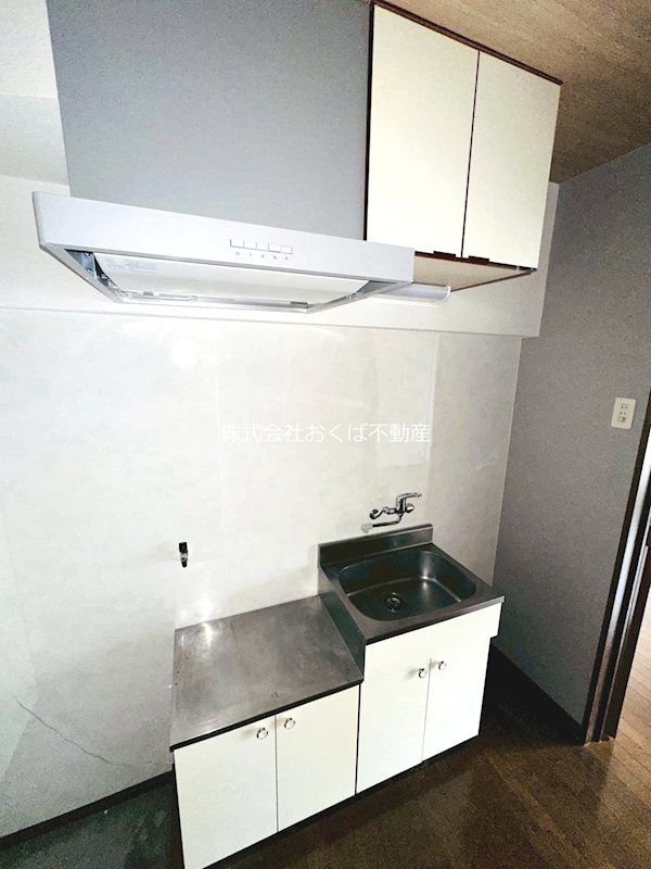 �y�L�b�`���z�@