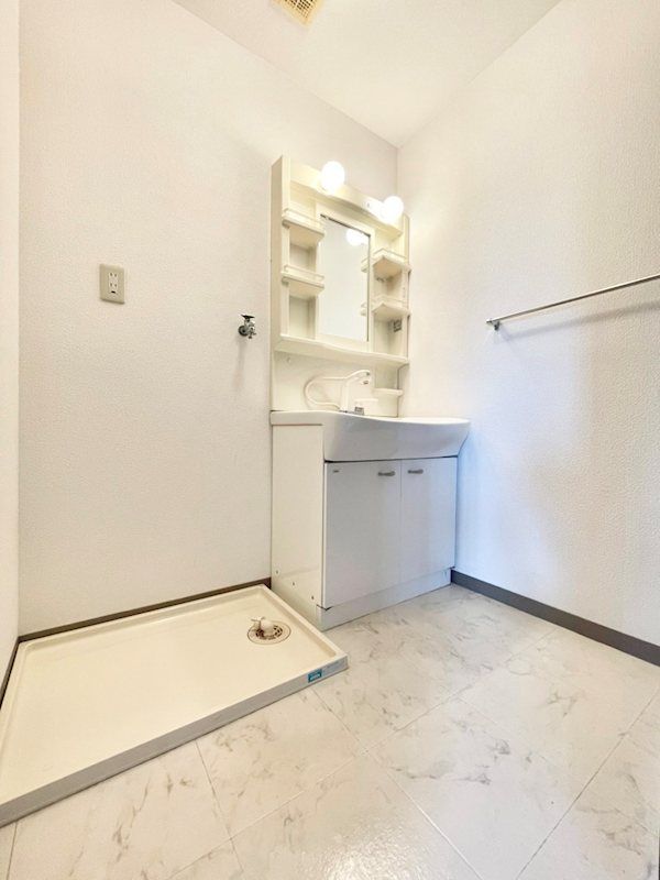 �y���ʏ��z�@