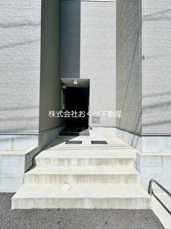 �y�G���g�����X�z�@