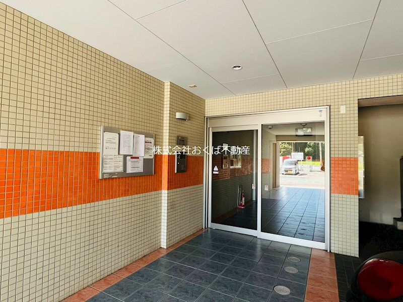 �y�G���g�����X�z�@