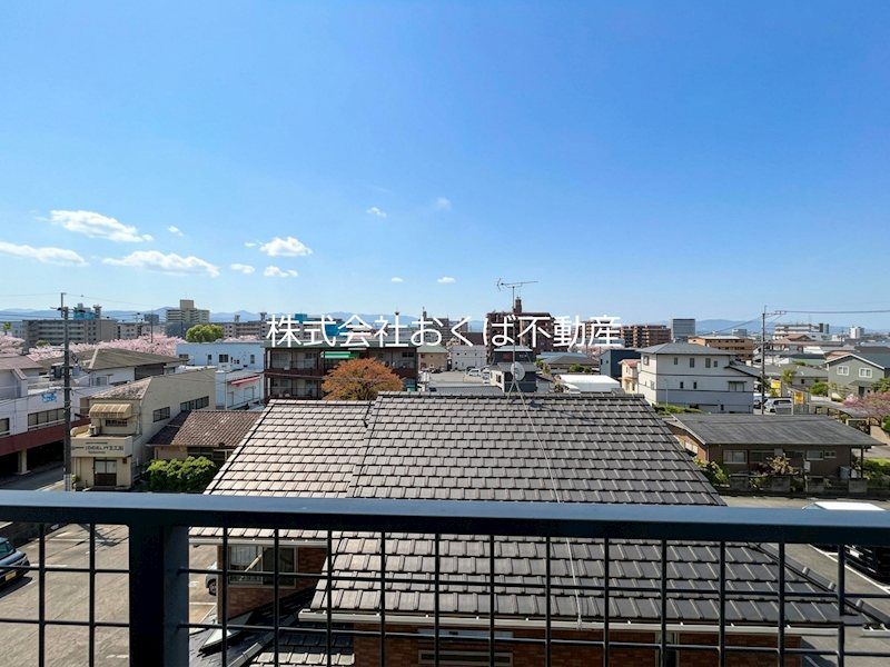 �y���]�z�@