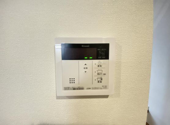 �y���̑��ݔ��z�@