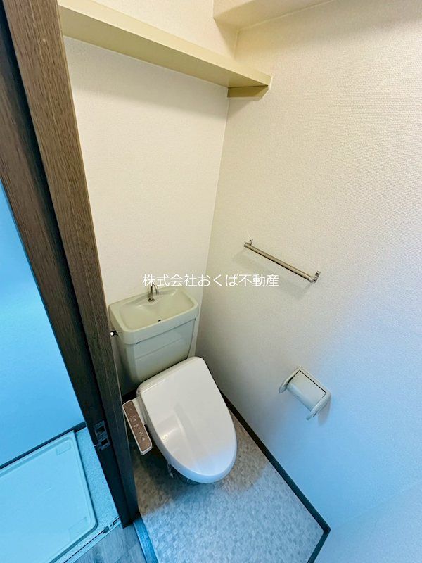 �y�g�C���z�@