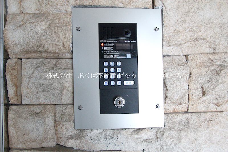 �y�Z�L�����e�B�z�@�I�[�g���b�N