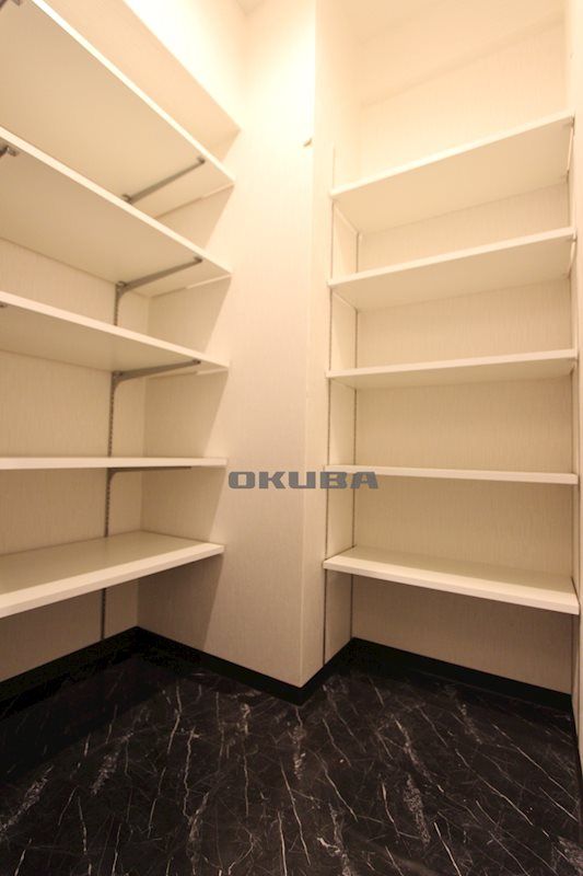 �y���[�z�@�V���[�Y�N���[�[�b�g