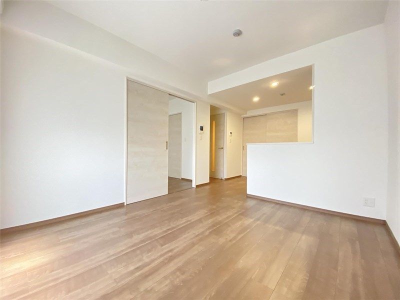 �y���ԁE���r���O�z�@