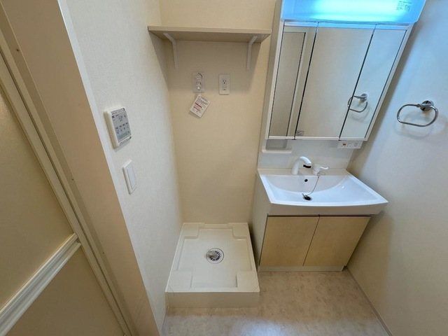 �y���ʏ��z�@