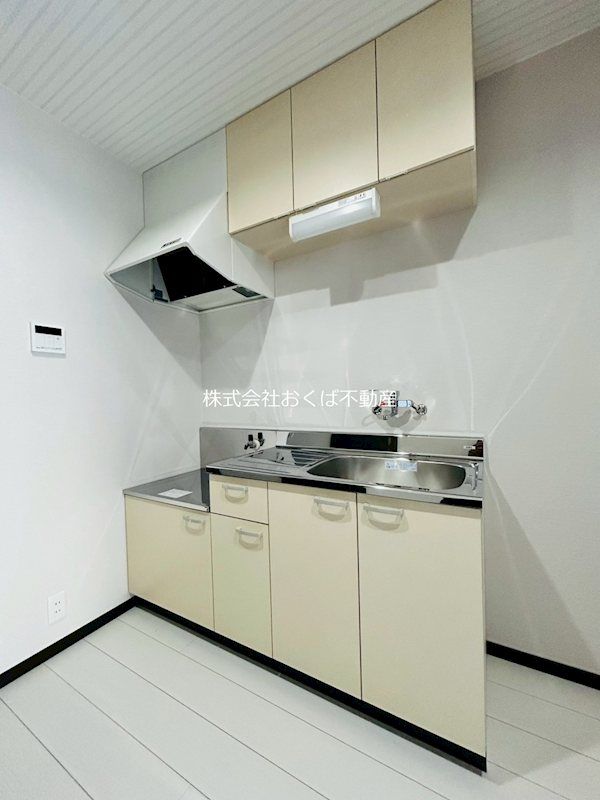 �y�L�b�`���z�@