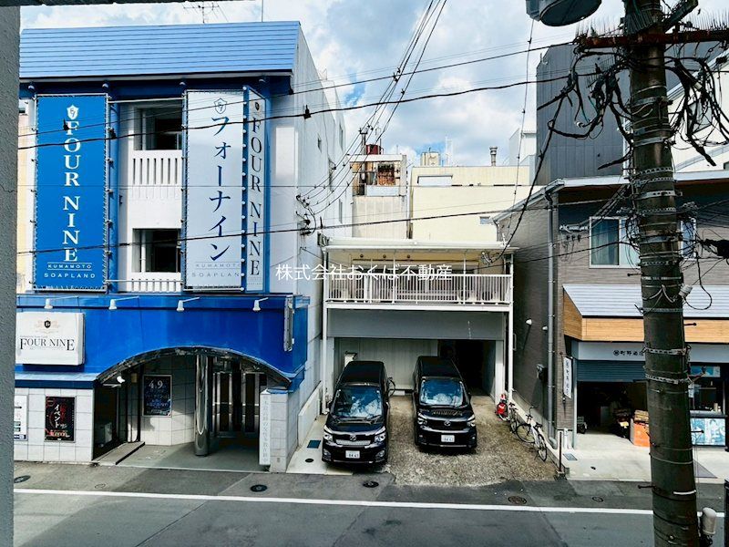 �y���]�z�@