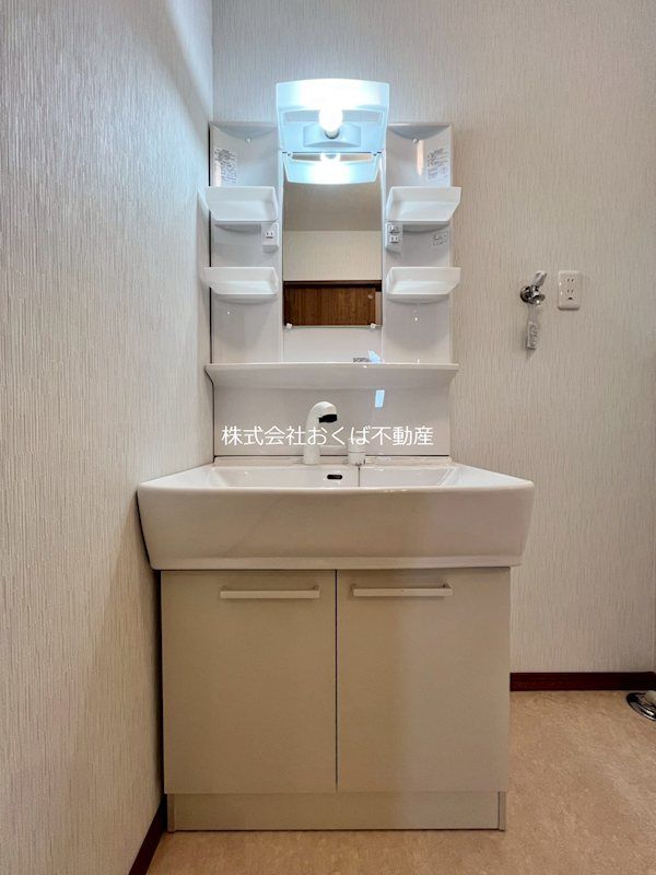 �y���ʏ��z�@