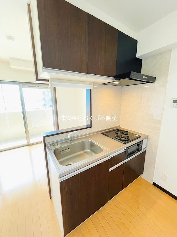 �y�L�b�`���z�@