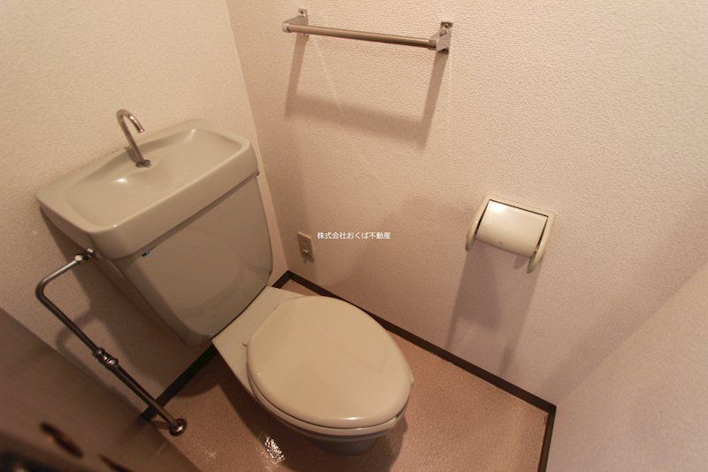 �y�g�C���z�@