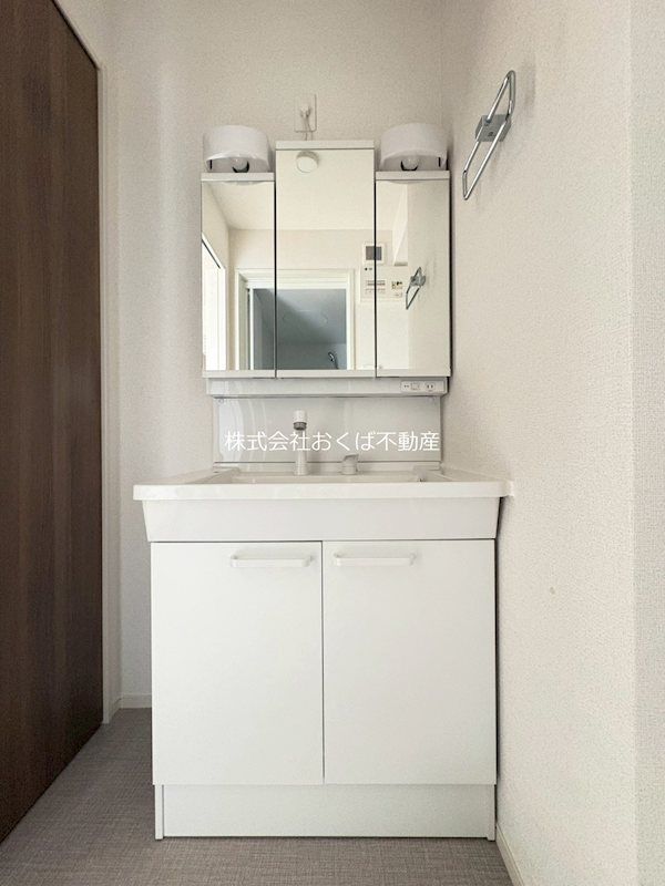 �y���ʏ��z�@