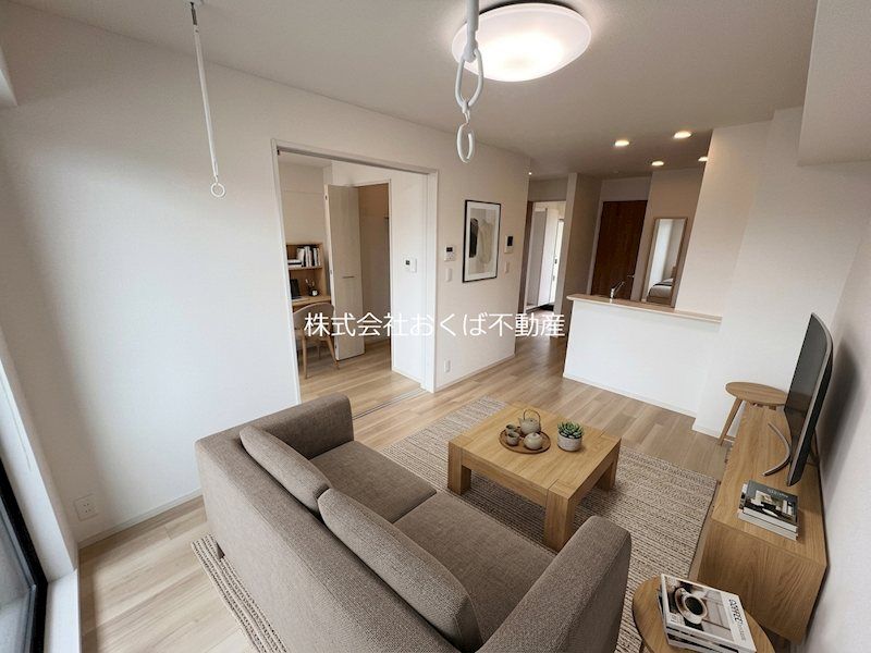 �y���ԁE���r���O�z�@���Ƌ�E������AI�Ŕz�u�����C���[�W�ł��B