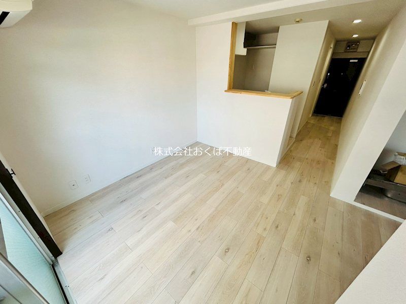 �y���ԁE���r���O�z�@