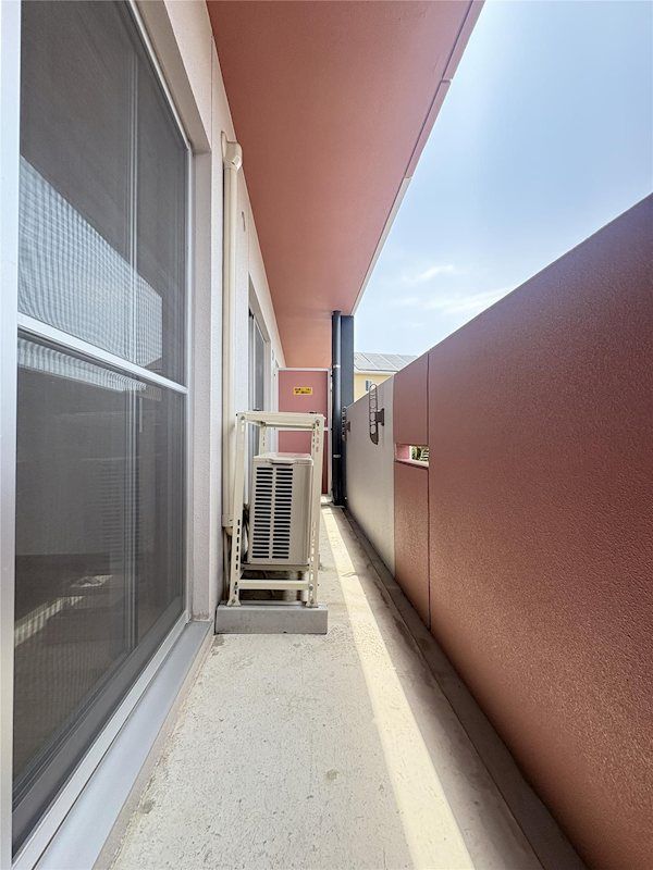 �y�x�����_�z�@