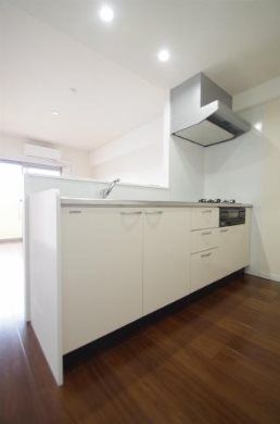 �y�L�b�`���z�@