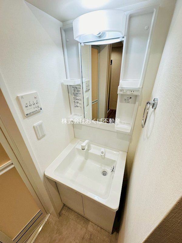 �y���ʏ��z�@