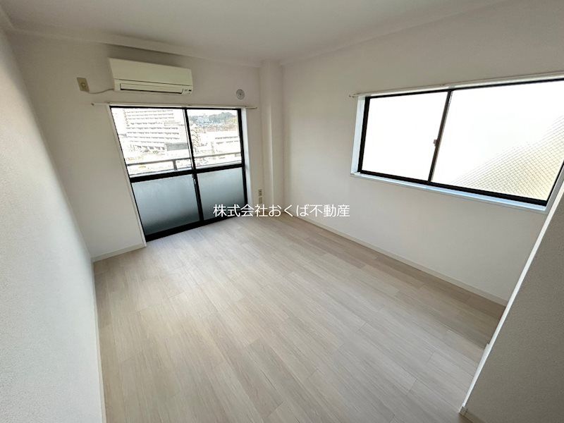 �y���ԁE���r���O�z�@