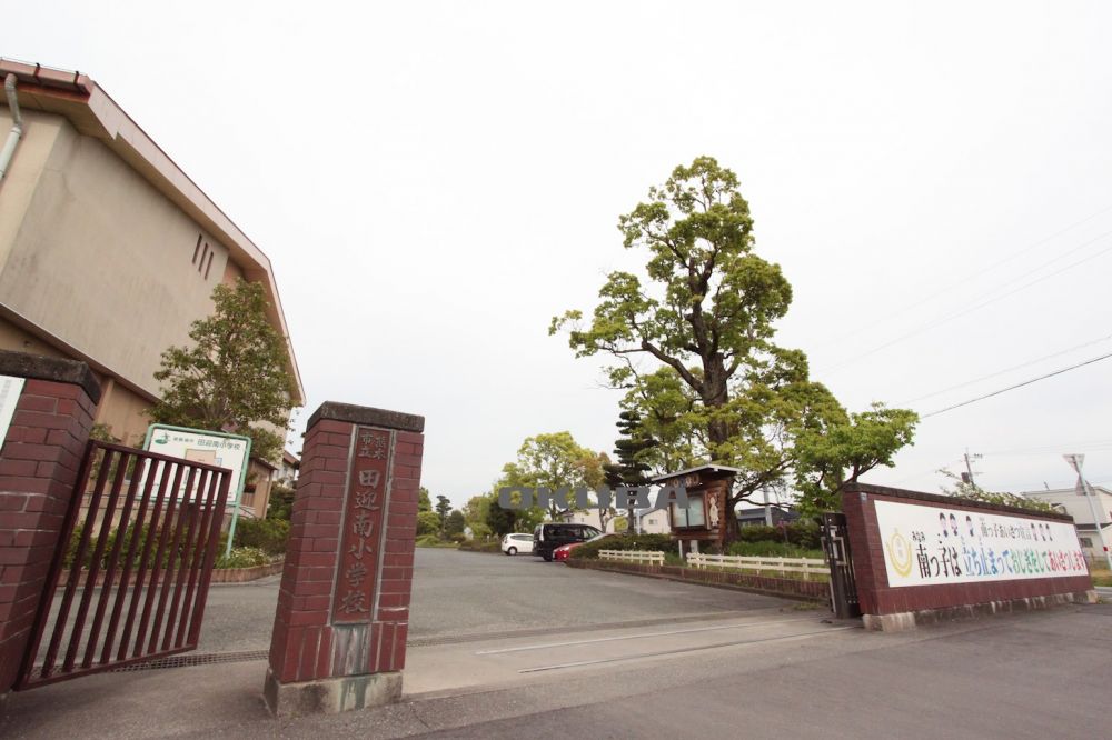 �y���Ӂz�@�F�{�s���c�}�쏬�w�Z 398m