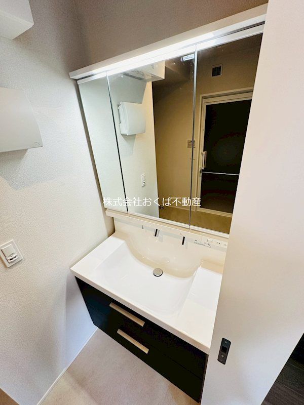 �y���ʏ��z�@