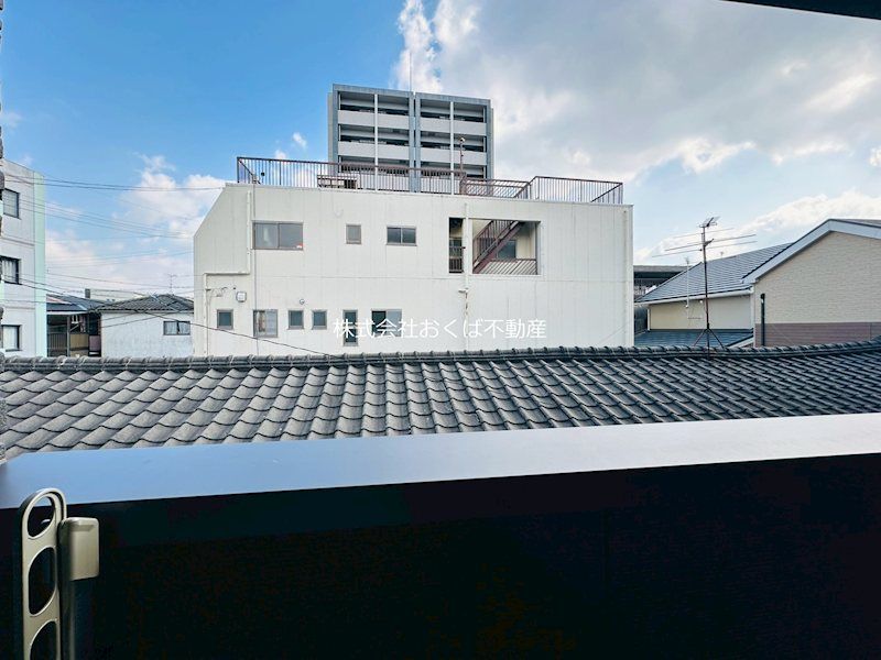 �y���]�z�@