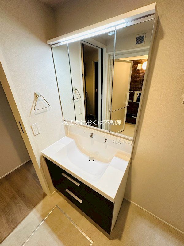 �y���ʏ��z�@