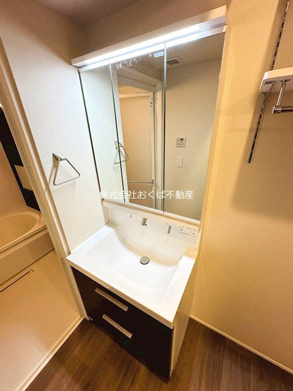 �y���ʏ��z�@