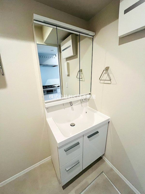 �y���ʏ��z�@